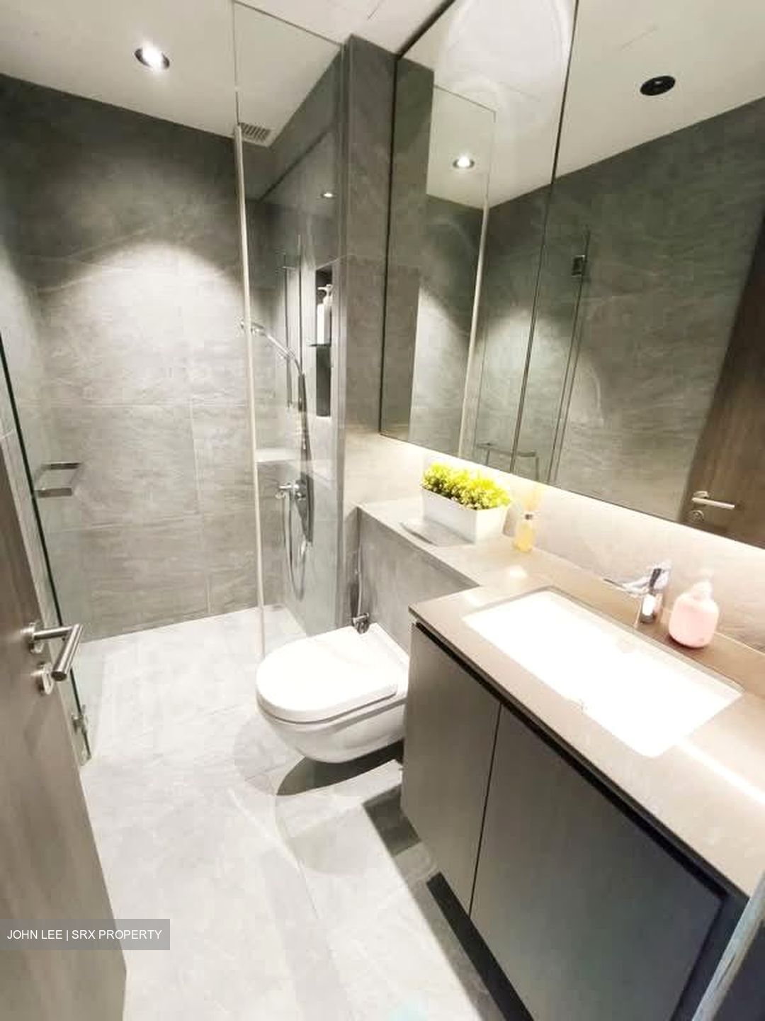 The Arte (D12), Condominium #593675551